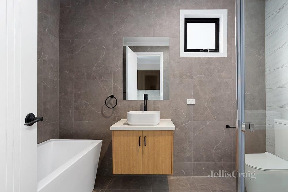 12 River Gum Close, Diamond&nbsp;Creek image 6