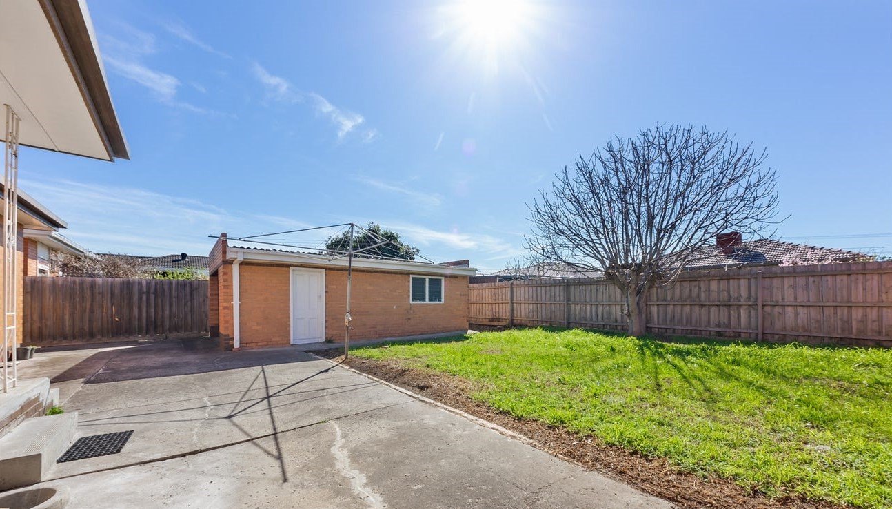 12 Riviera Road, Avondale&nbsp;Heights image 8