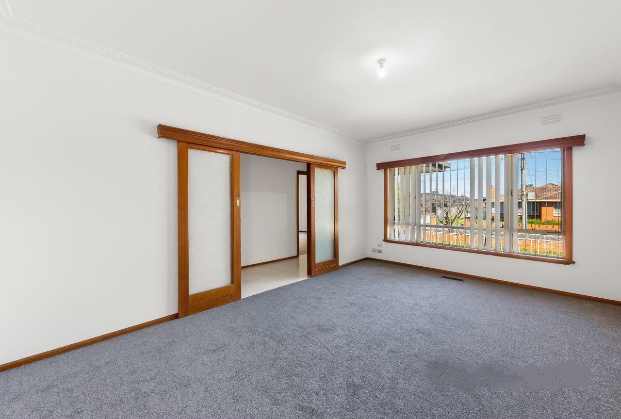 12 Riviera Road, Avondale&nbsp;Heights image 4