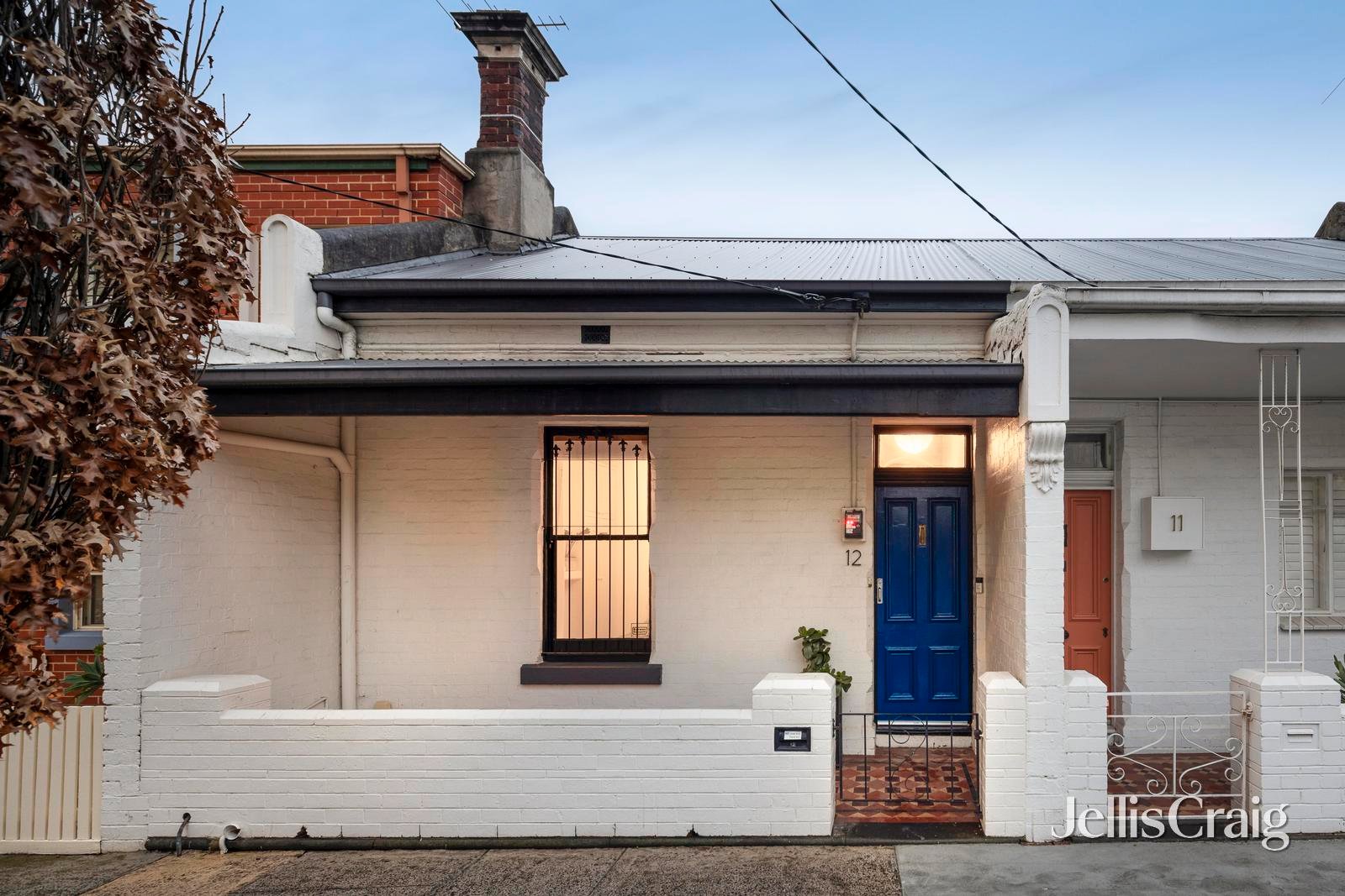 12 Robbs Parade, Northcote image 1