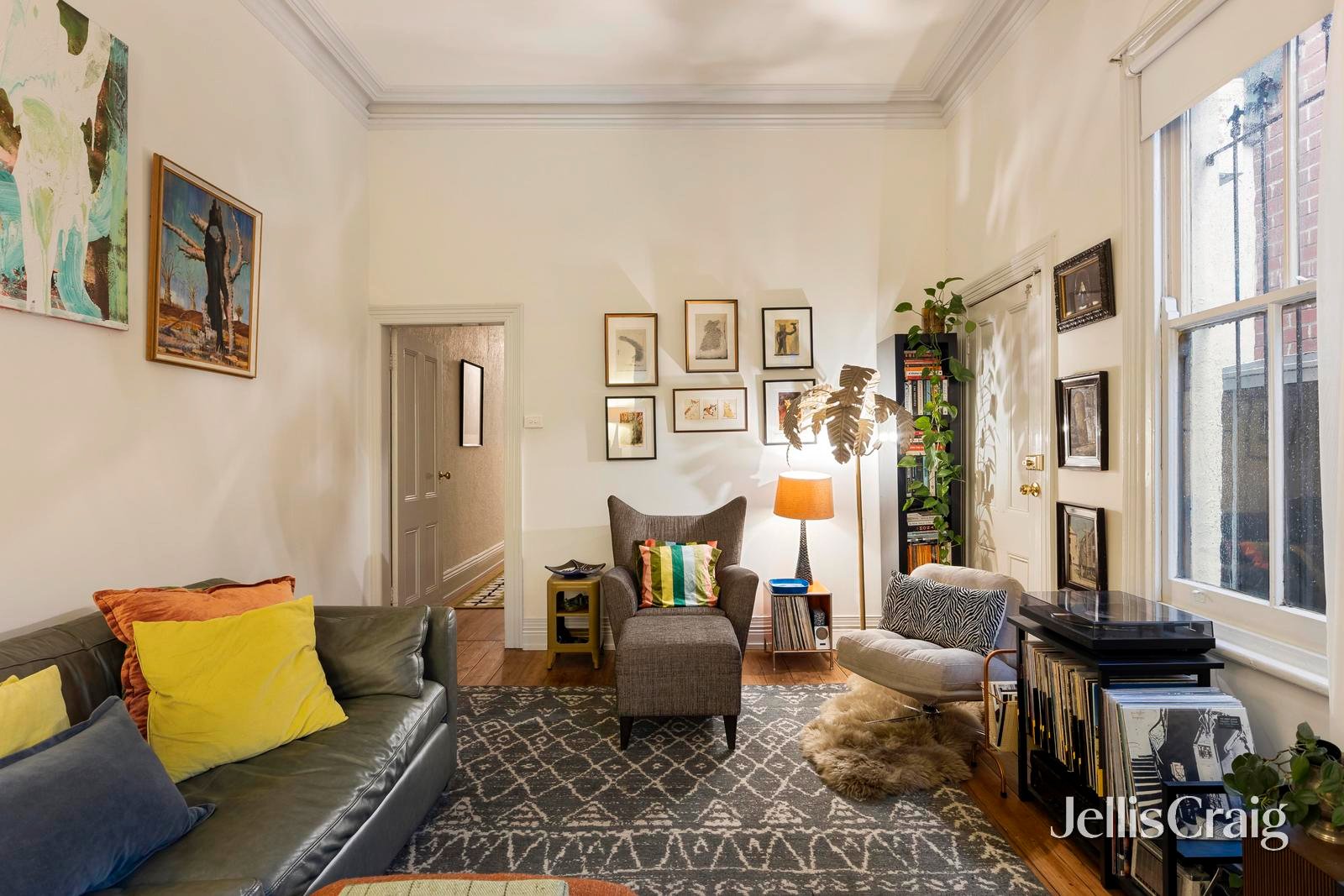 12 Robbs Parade, Northcote image 5
