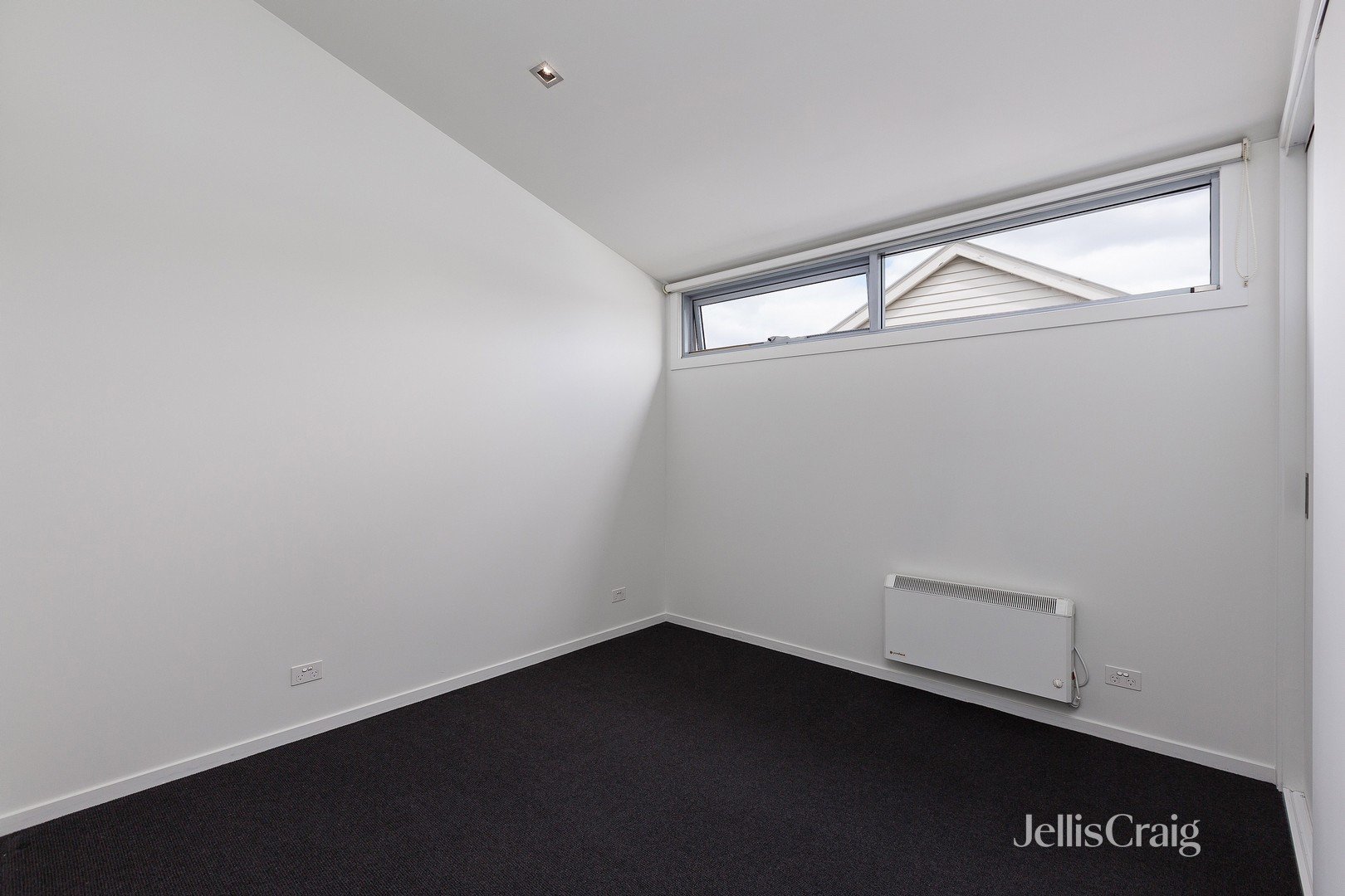 12 Roches Terrace, Williamstown image 4