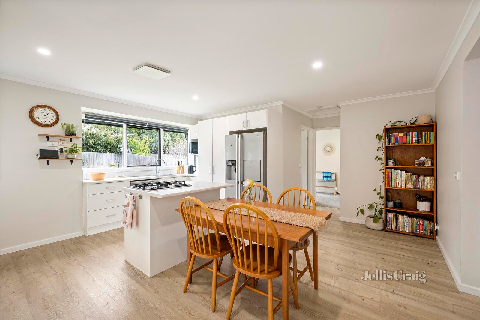 12 Roma Avenue, Badger Creek image 2