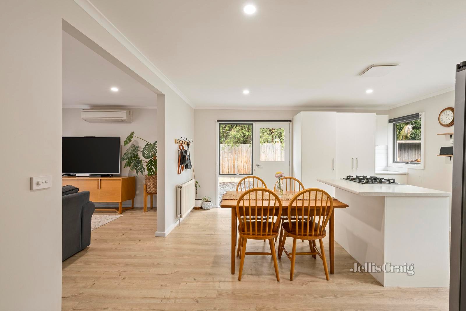 12 Roma Avenue, Badger Creek image 3