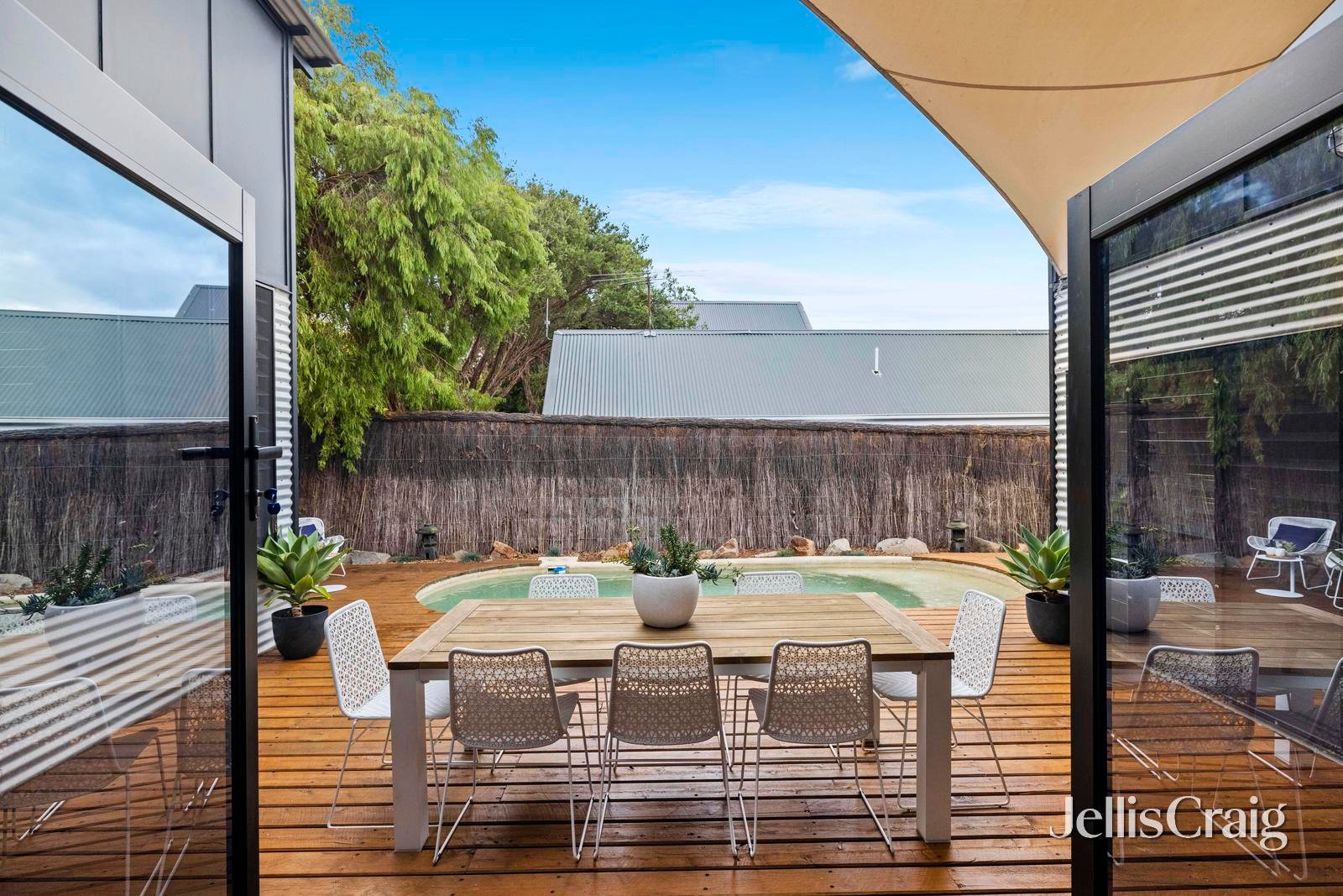 12 Roscius Place, Sorrento image 16