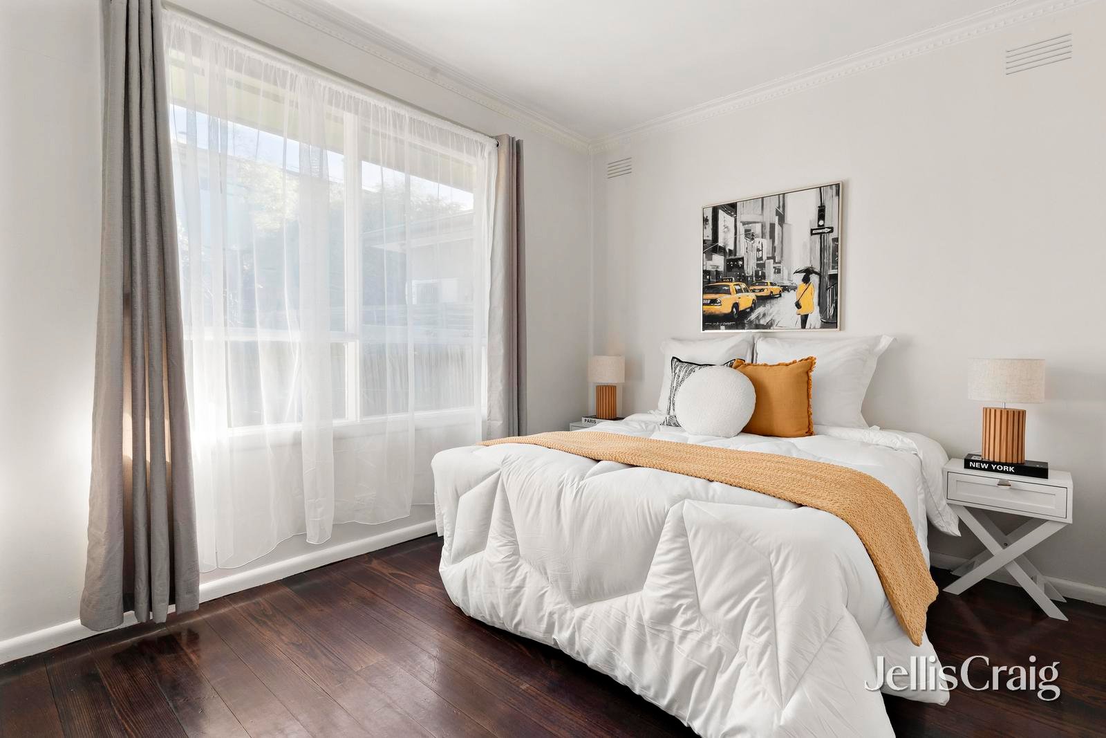 12 Rosehill Road, Niddrie image 4