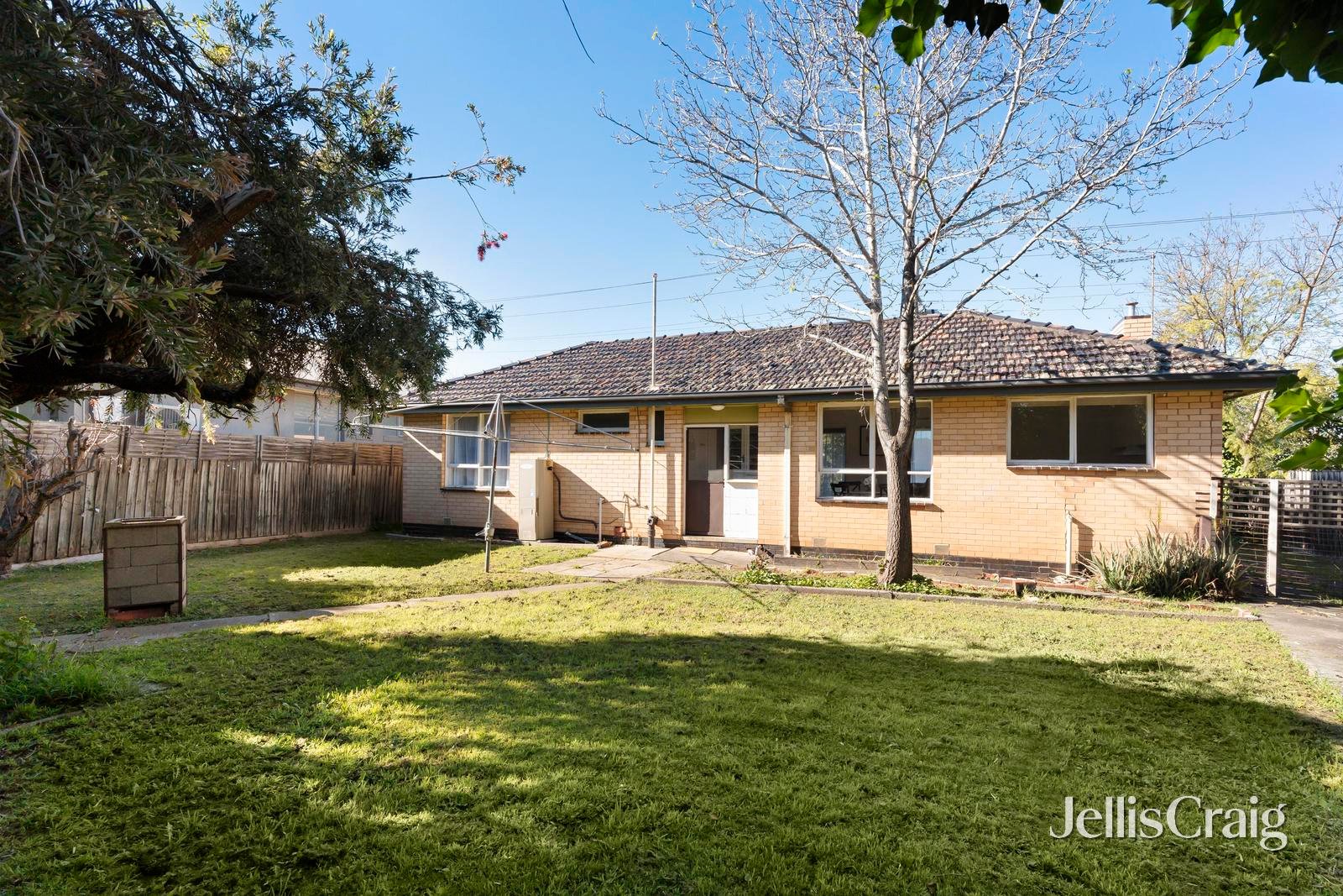 12 Rosehill Road, Niddrie image 8