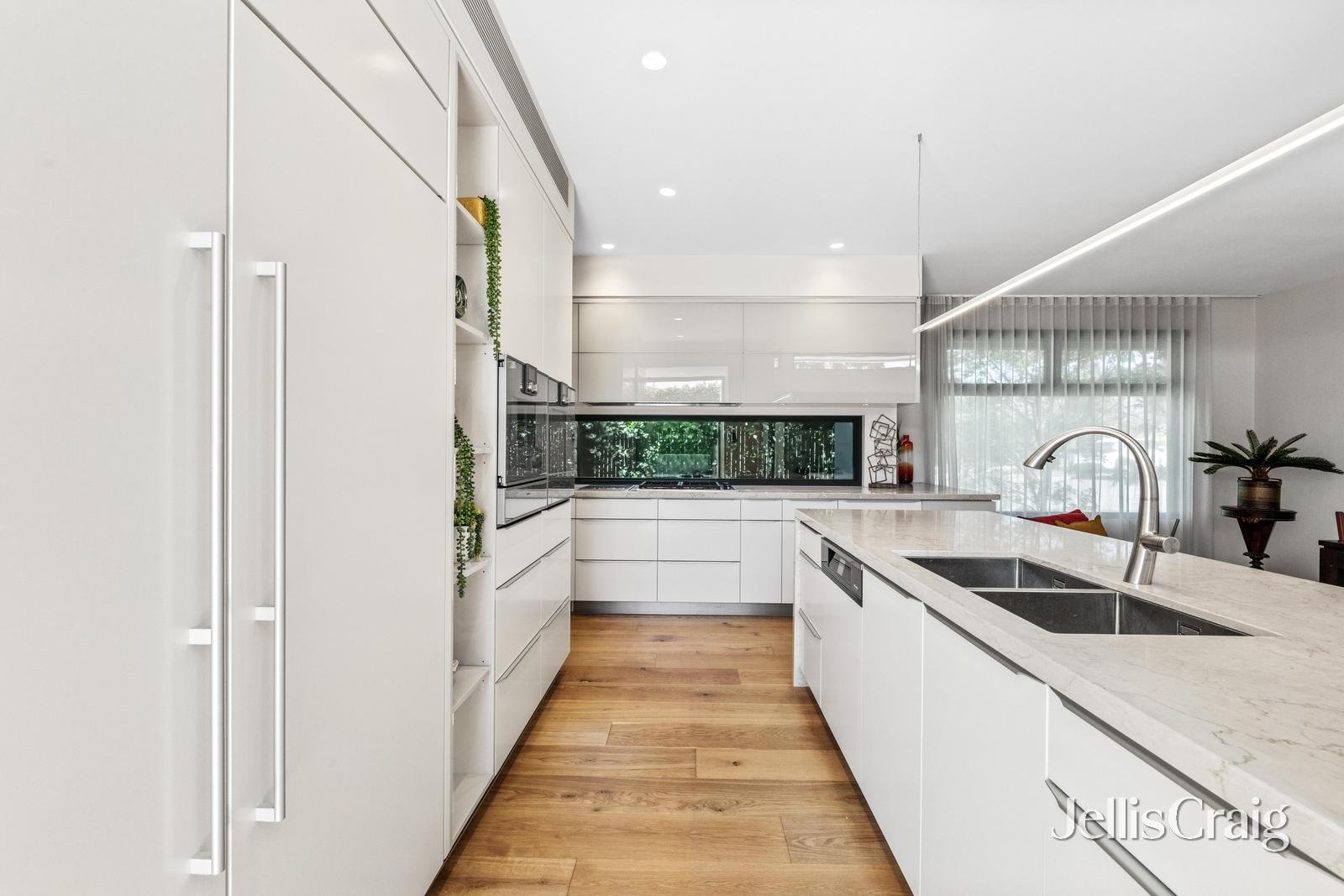 12 Roycroft Close, Glen&nbsp;Waverley image 8