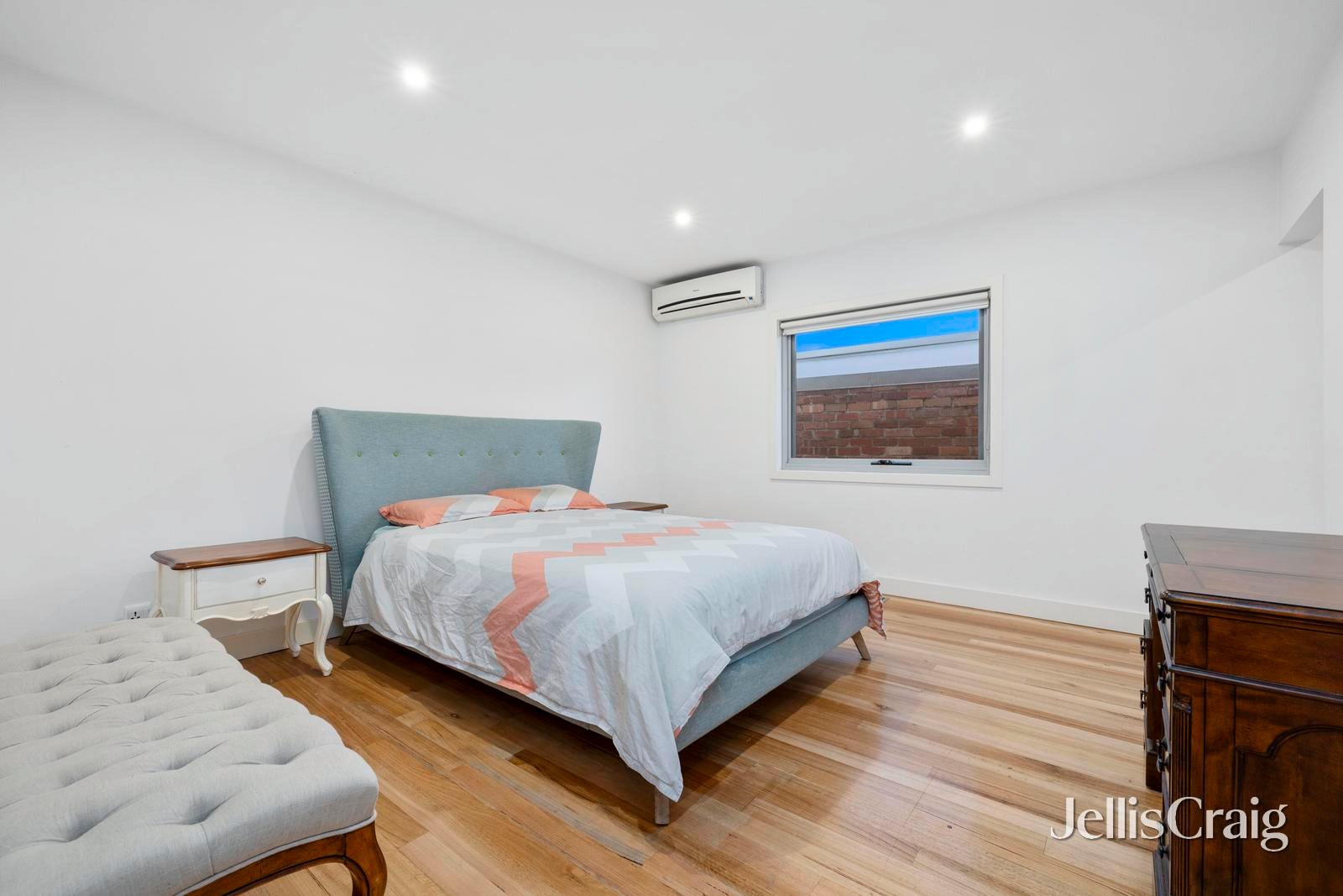 12 Royena Road, Moorabbin image 9