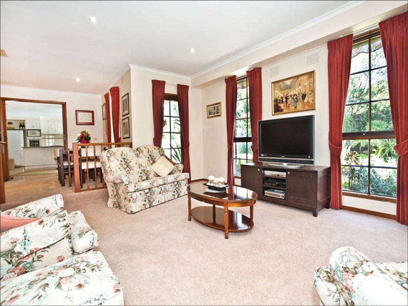 12 Ryrie Place, Vermont South image 2