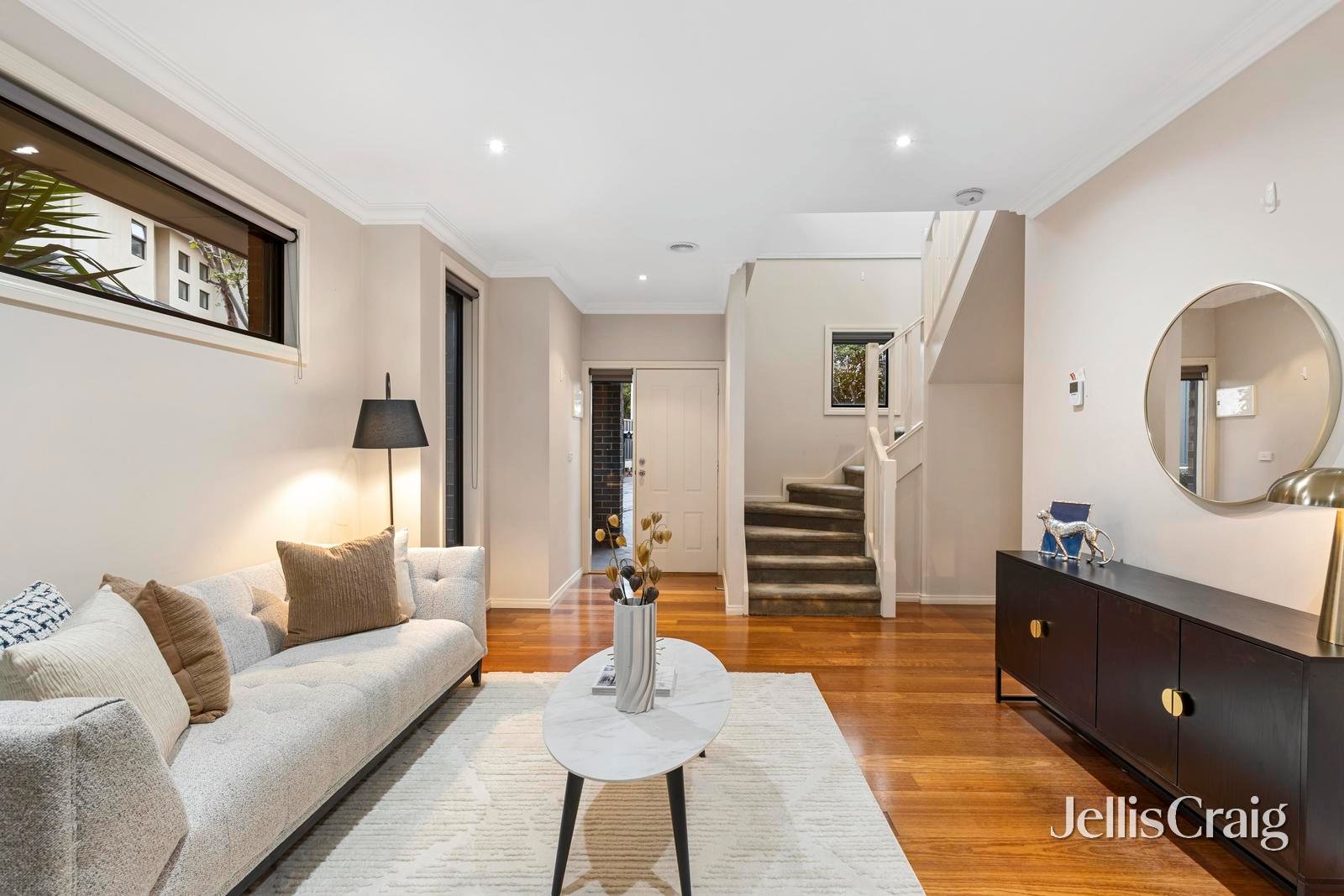1/2 Salisbury Court, Glen&nbsp;Waverley image 2