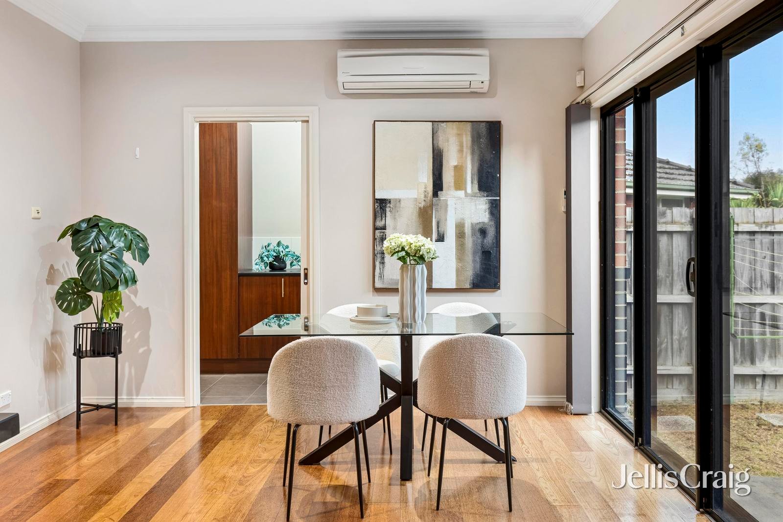 1/2 Salisbury Court, Glen&nbsp;Waverley image 4