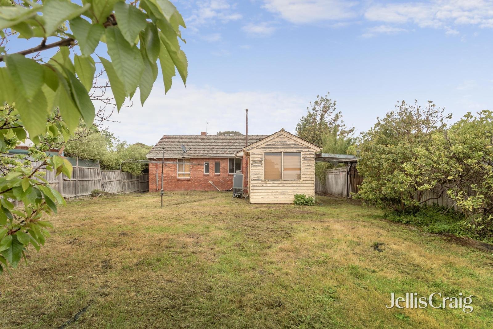 12 Saltair Street, Hampton East image 11