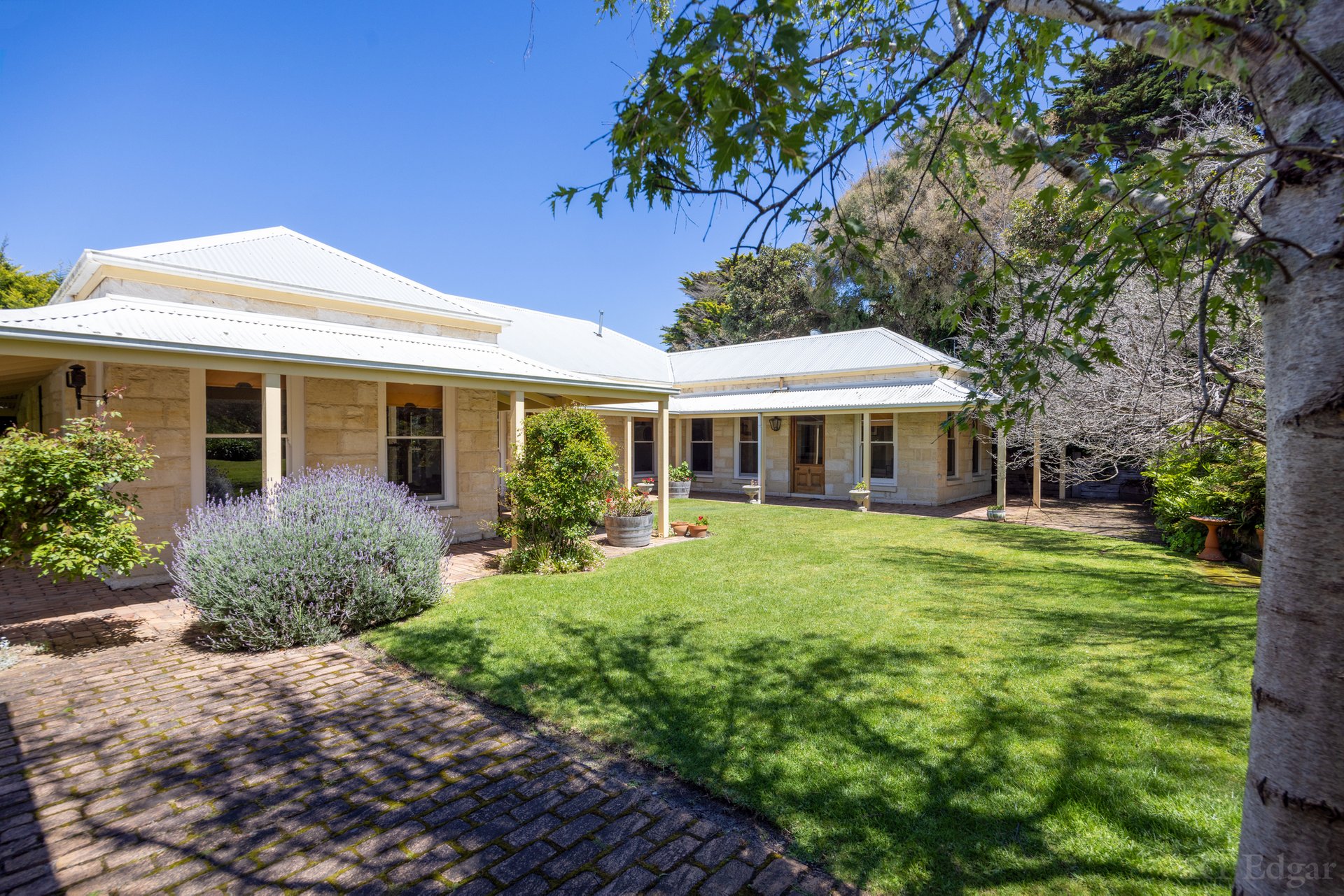 Property Gallery - Main Image