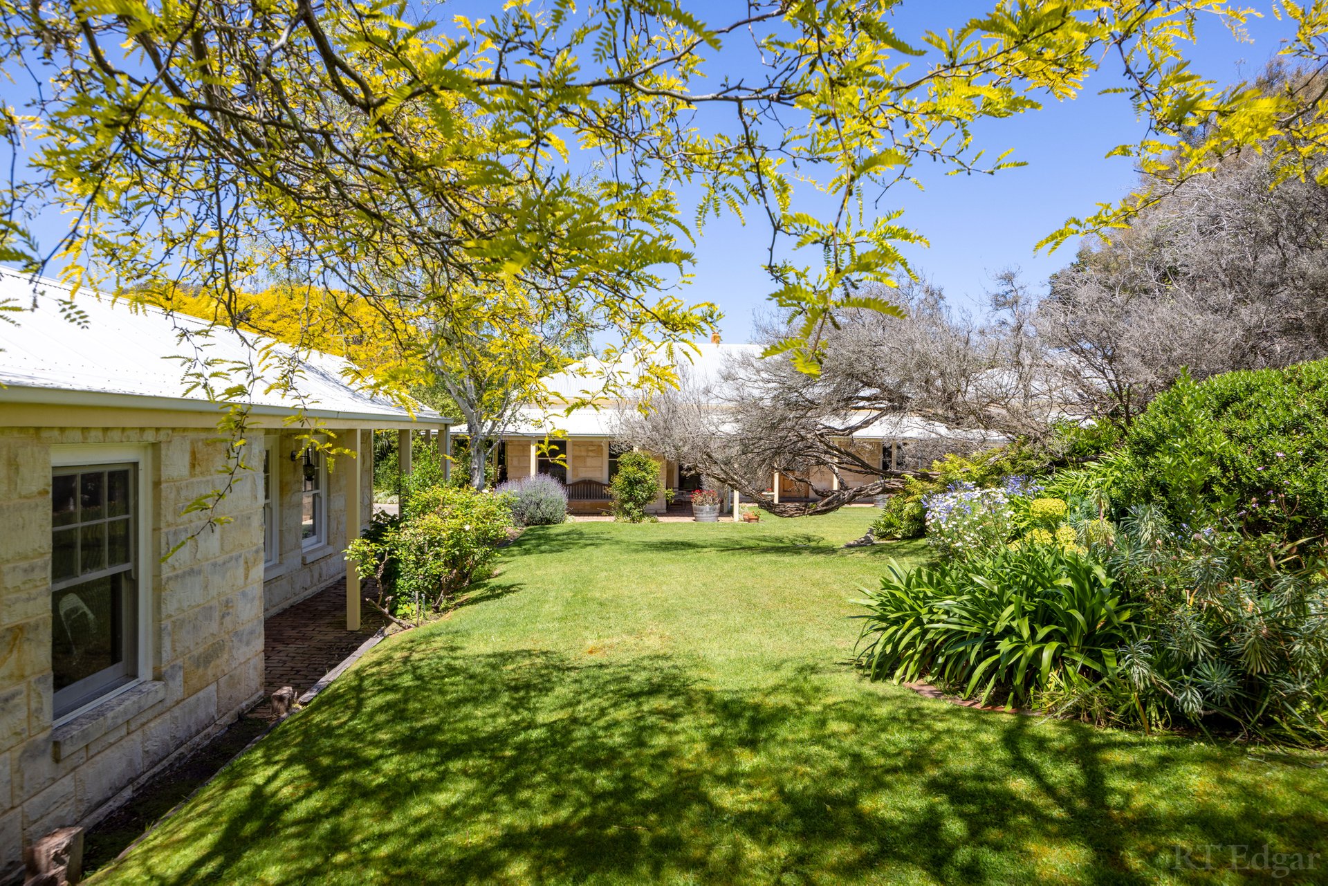 Property Gallery Thumbnail 2