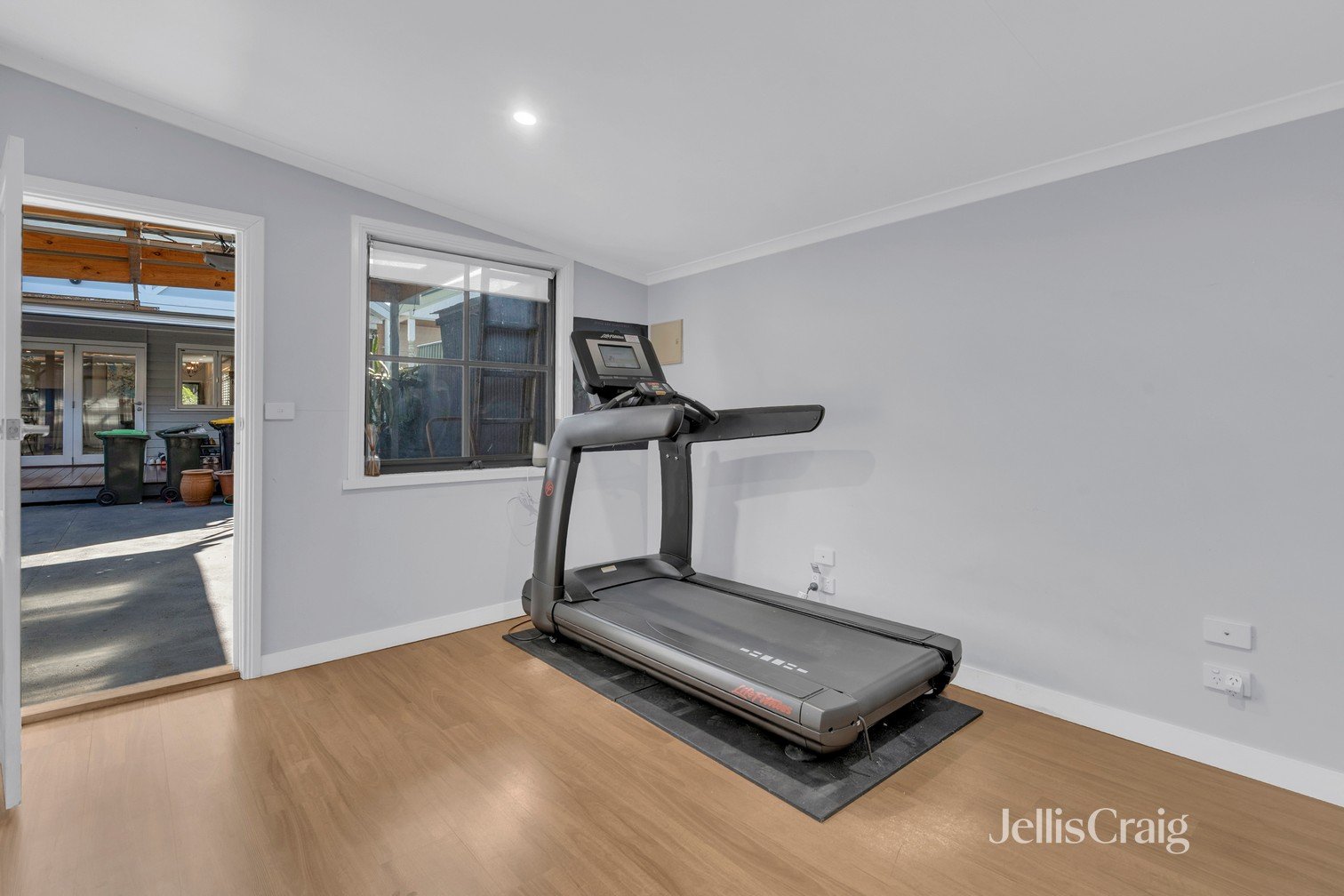 12 Sargood Street, Coburg image 8