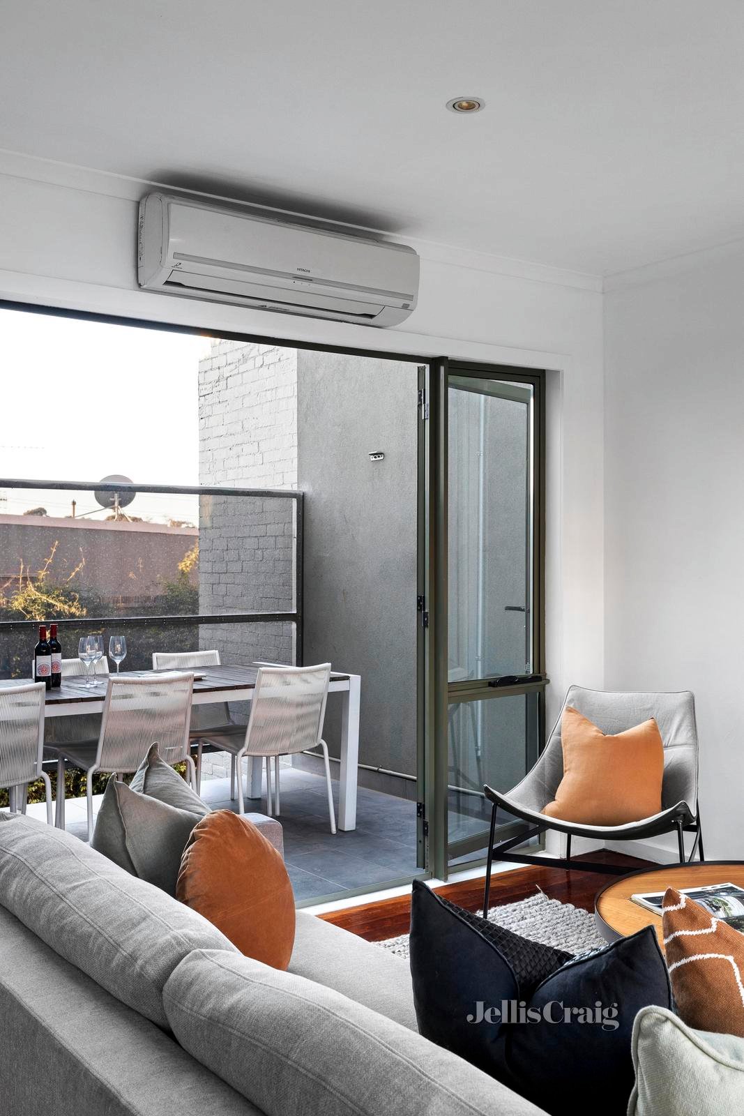 1/2 Scotia Street, North Melbourne image 4