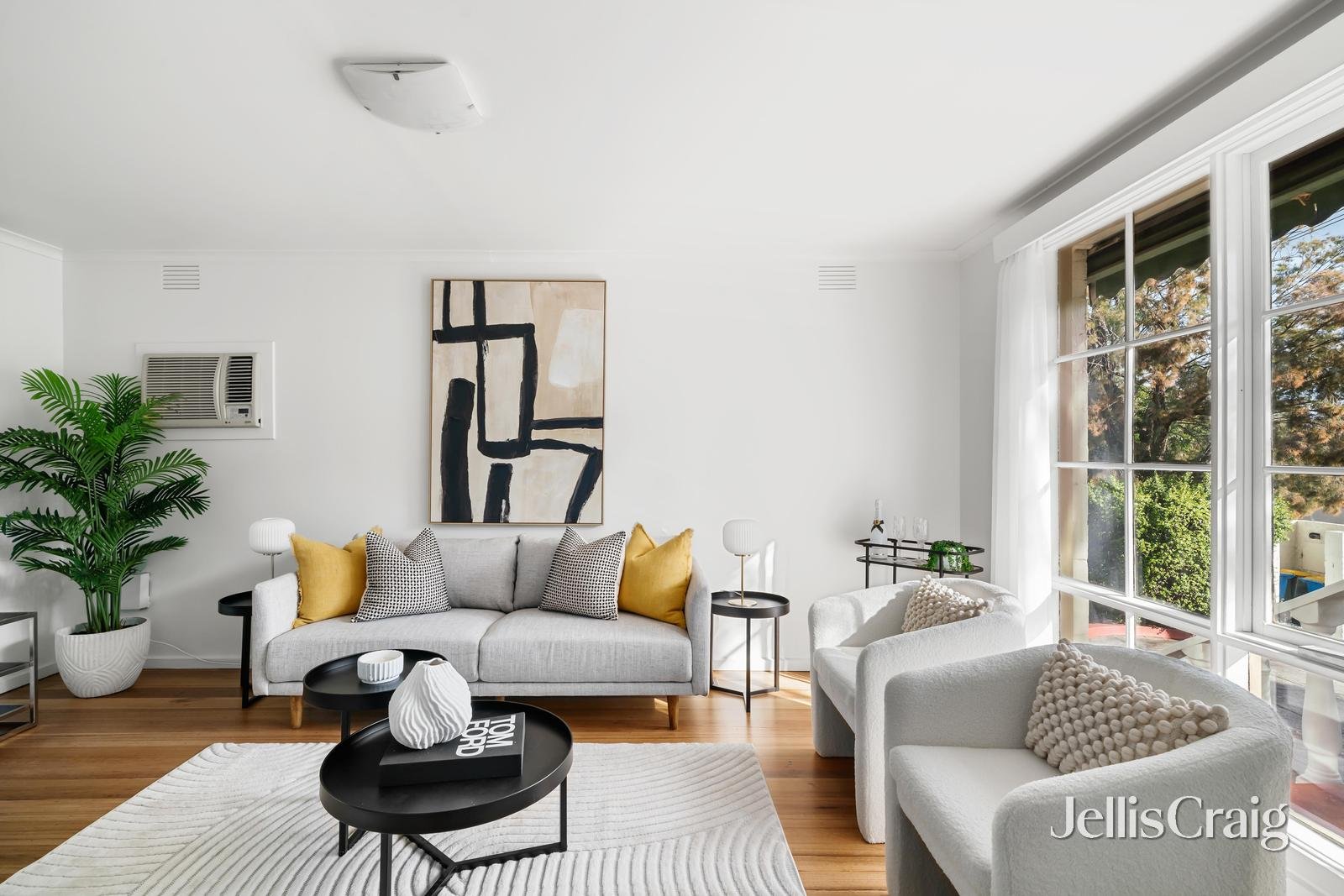 1/2 Simpson Street, Kew image 4