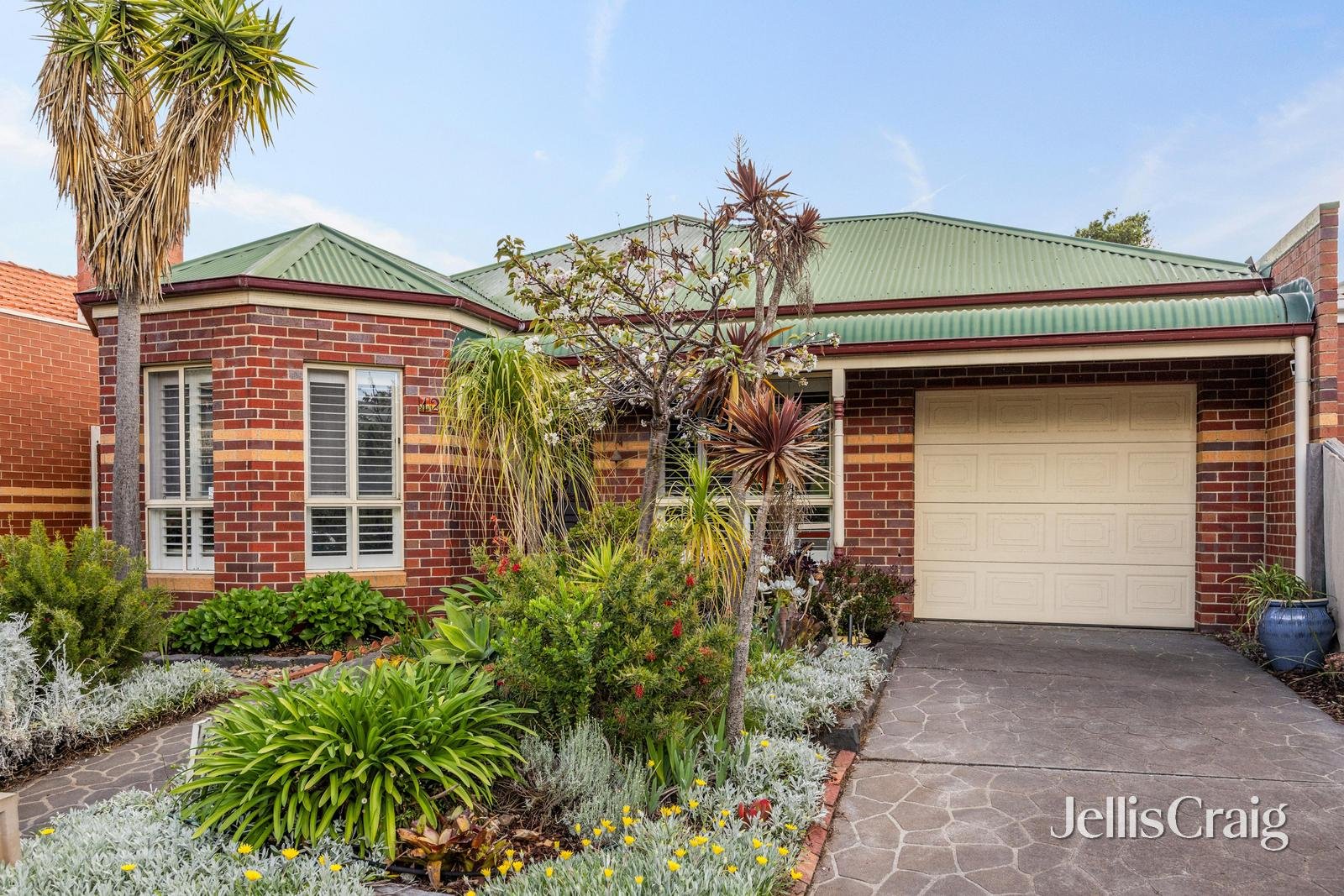 12 Smith Avenue, Williamstown image 1
