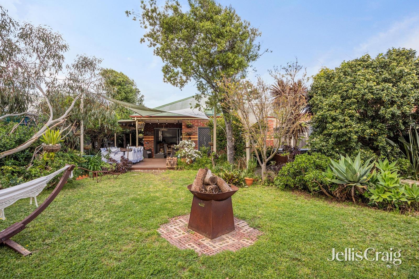 12 Smith Avenue, Williamstown image 5