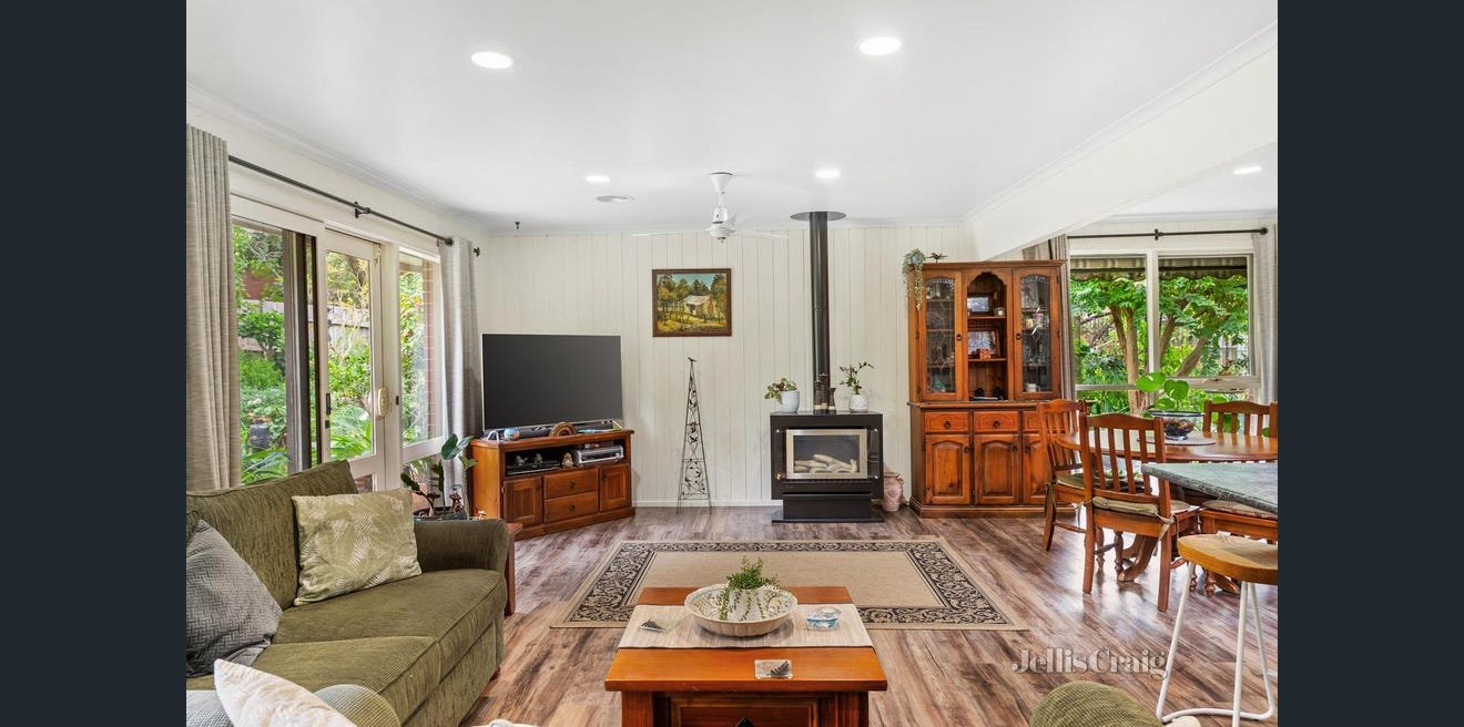 12 Snow Gum Road, Doncaster&nbsp;East image 3