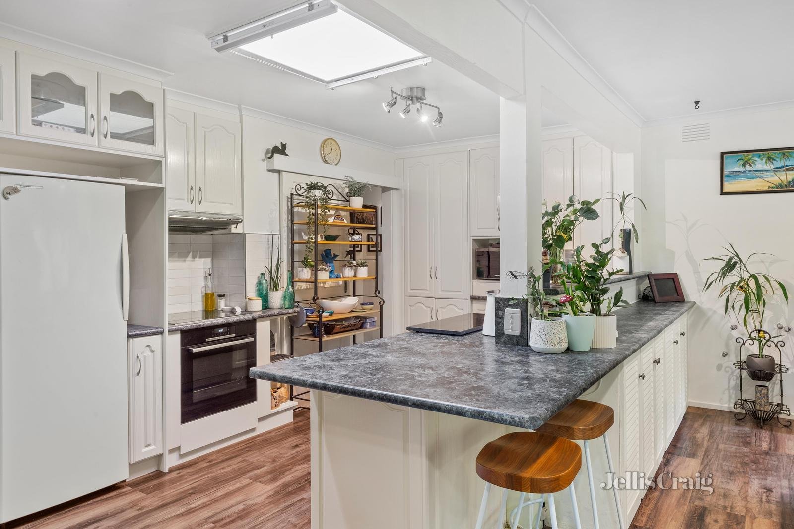 12 Snow Gum Road, Doncaster East image 4