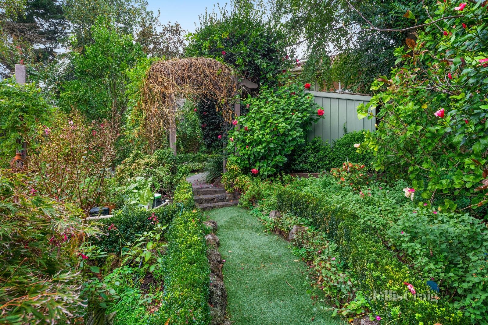 12 Snow Gum Road, Doncaster East image 10