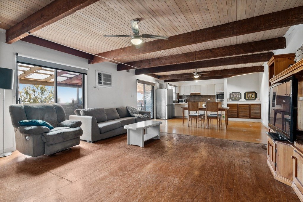 12 Springsong Pass, Chirnside&nbsp;Park image 2