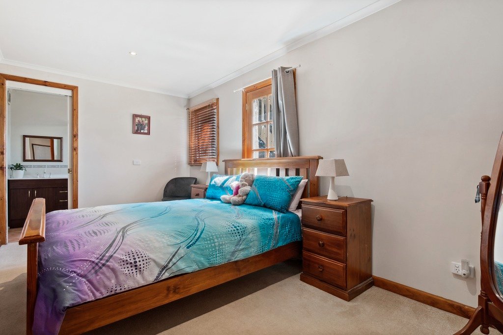 12 Springsong Pass, Chirnside&nbsp;Park image 8