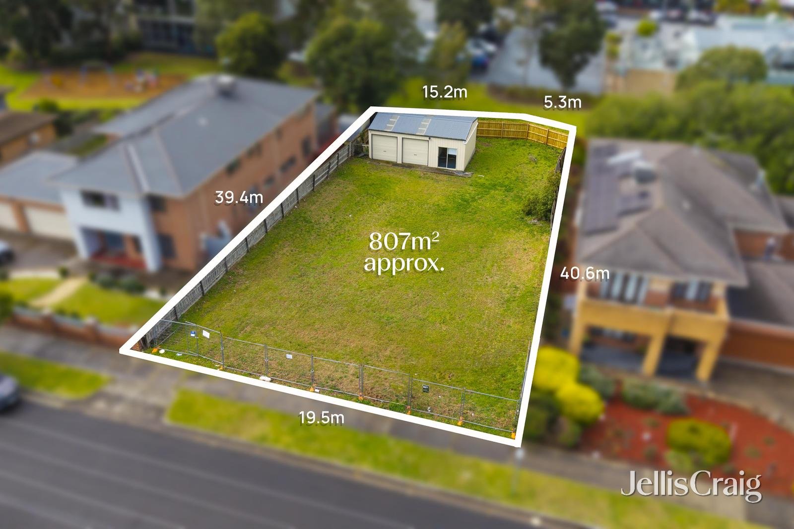 12 St Clair Crescent, Mount Waverley image 2