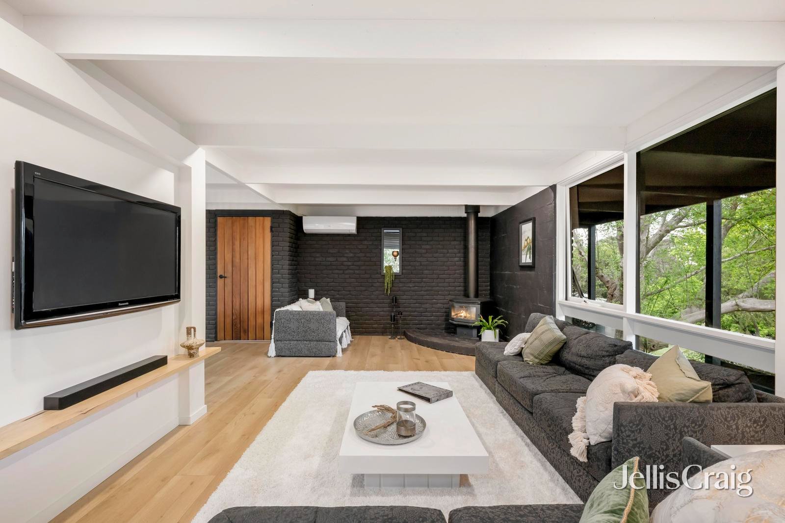 12 Steel Street, Healesville image 2