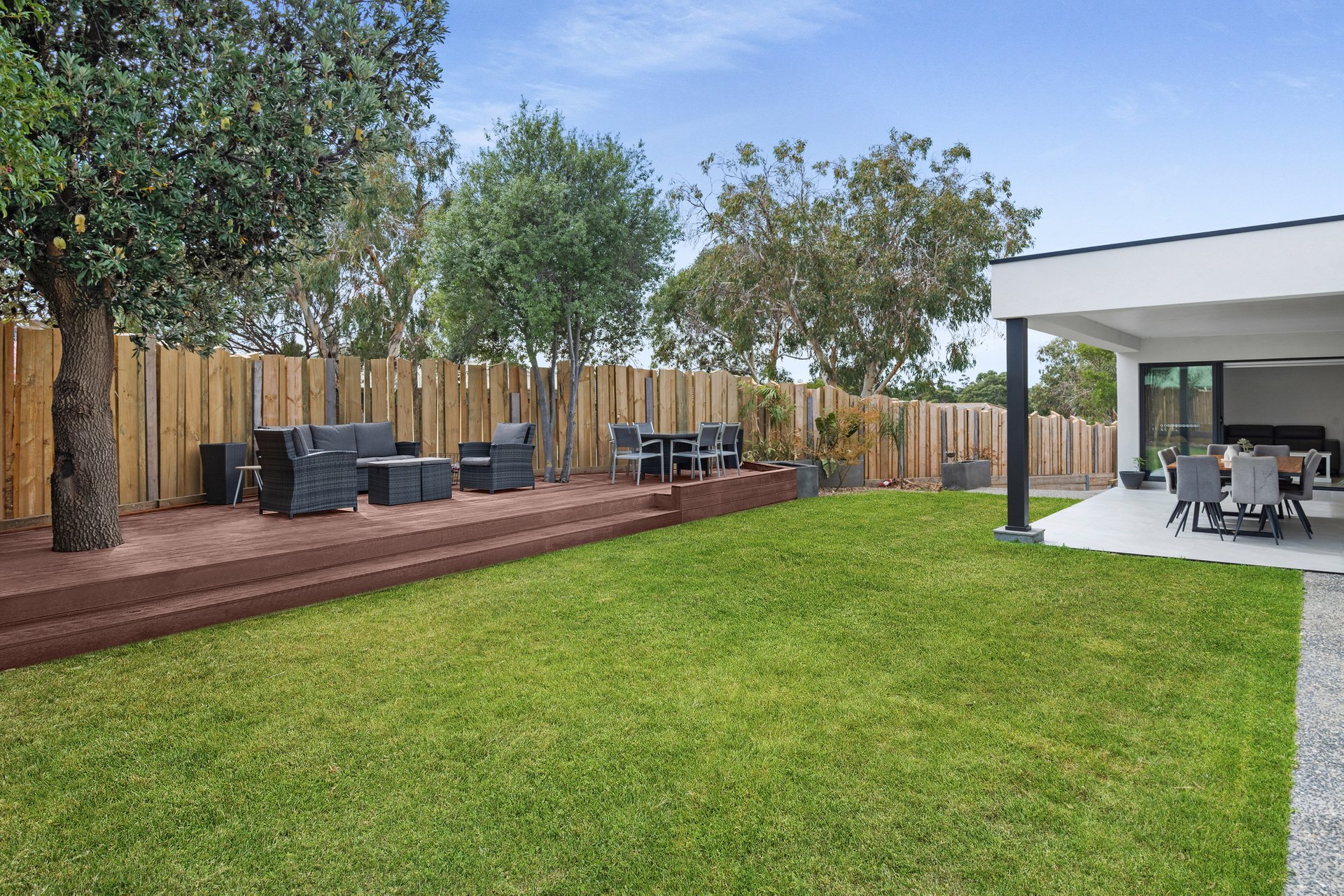 Property Gallery Thumbnail 10