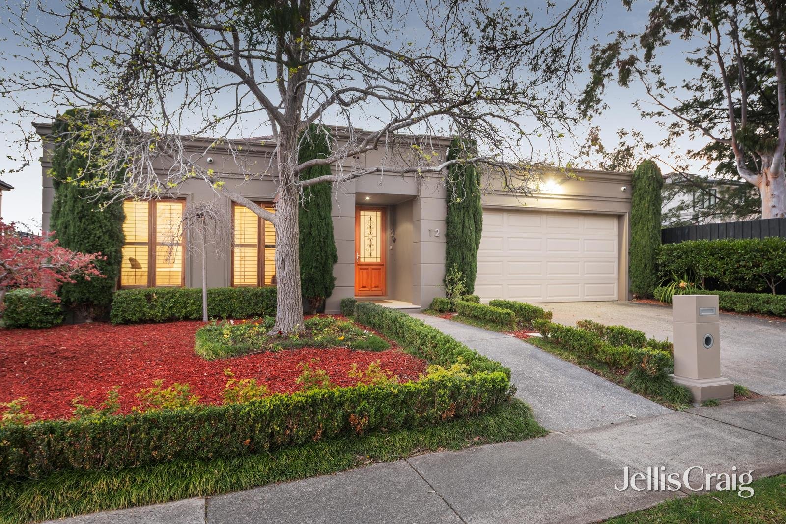 12 Sweyn Street, Balwyn North image 1