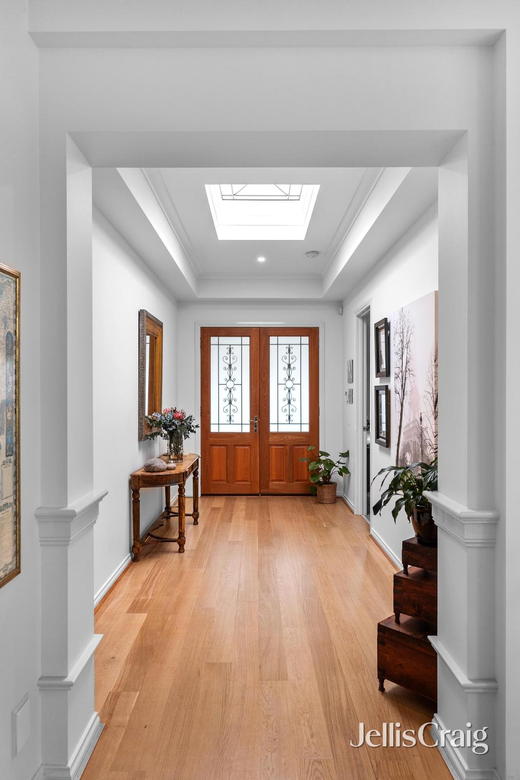 12 Sweyn Street, Balwyn North image 2