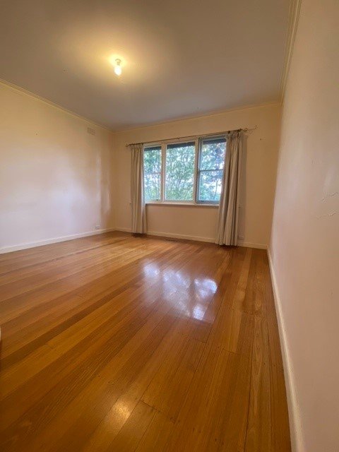 Property Gallery Thumbnail 4