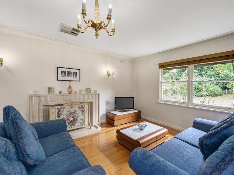 12 Sylvander Street, Balwyn North image 4