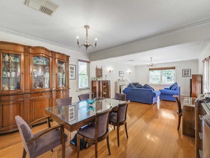 12 Sylvander Street, Balwyn North image 12