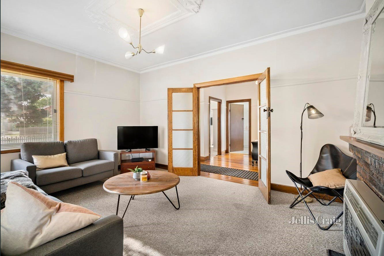 12 Symons Street, Wendouree image 2