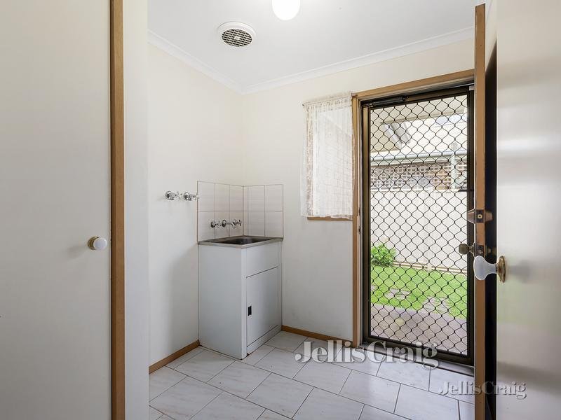 1/2 Talford Street, Doncaster East image 8