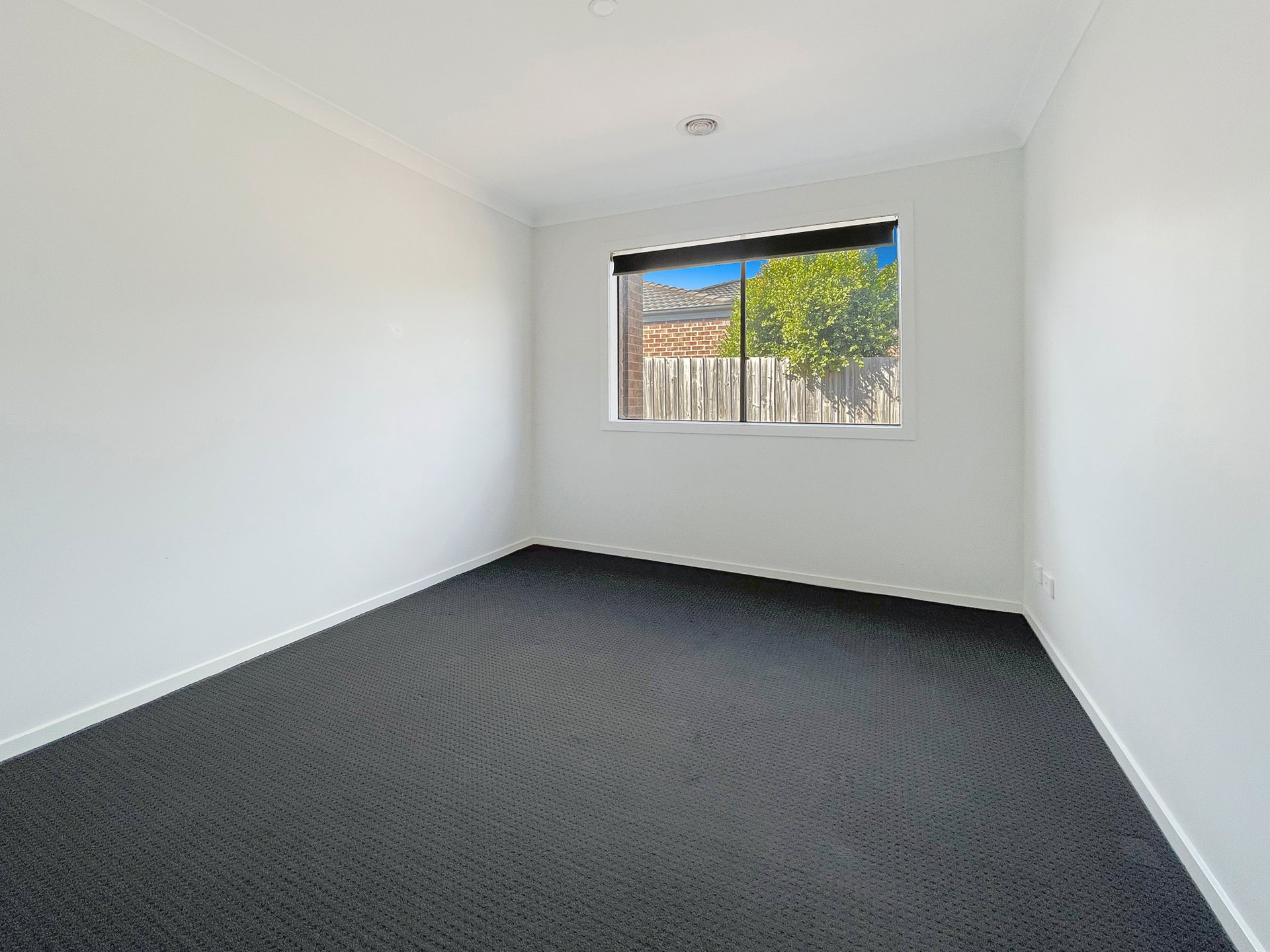 12 Tannin Way, Waurn Ponds image 5