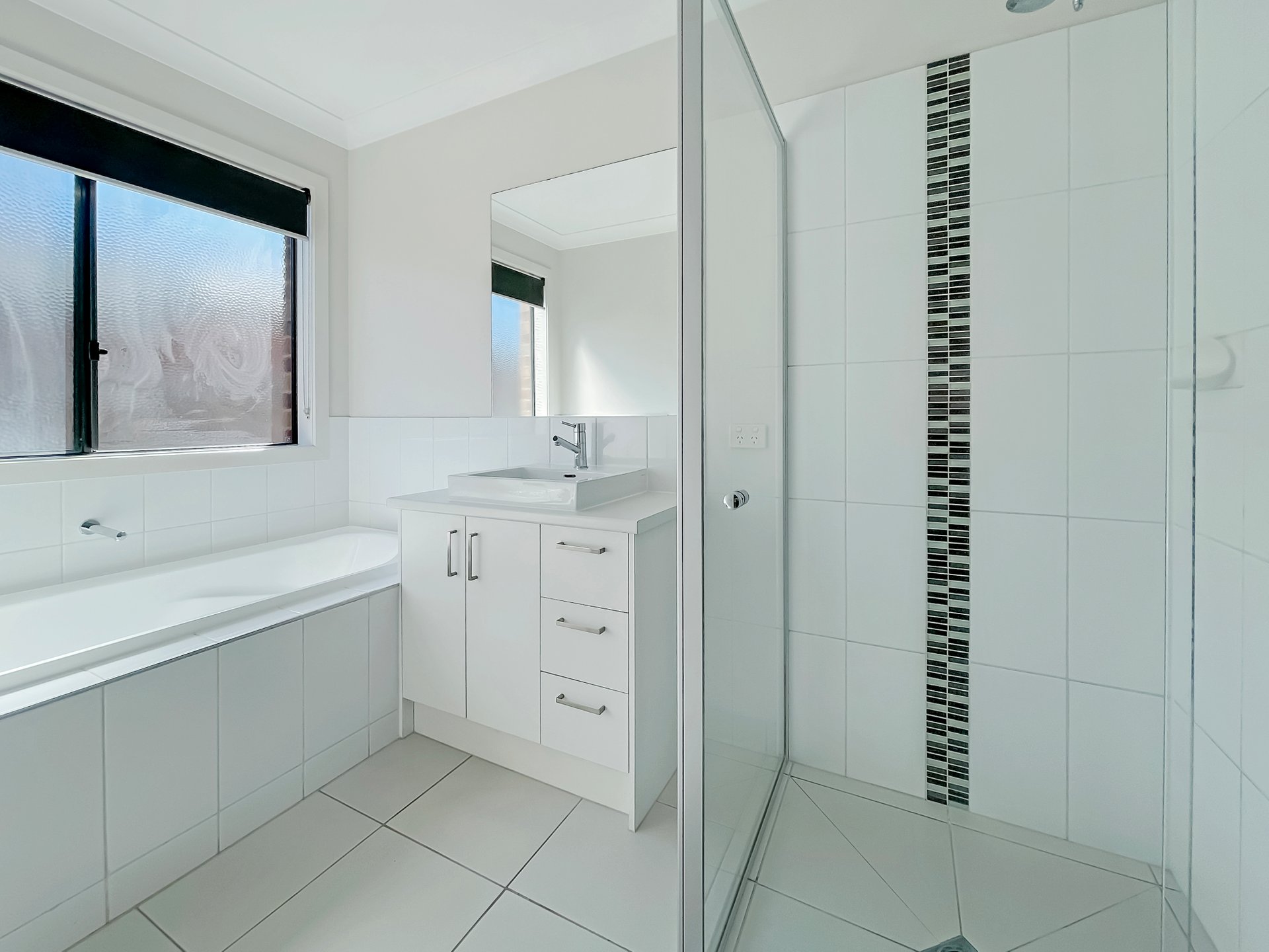 12 Tannin Way, Waurn Ponds image 6