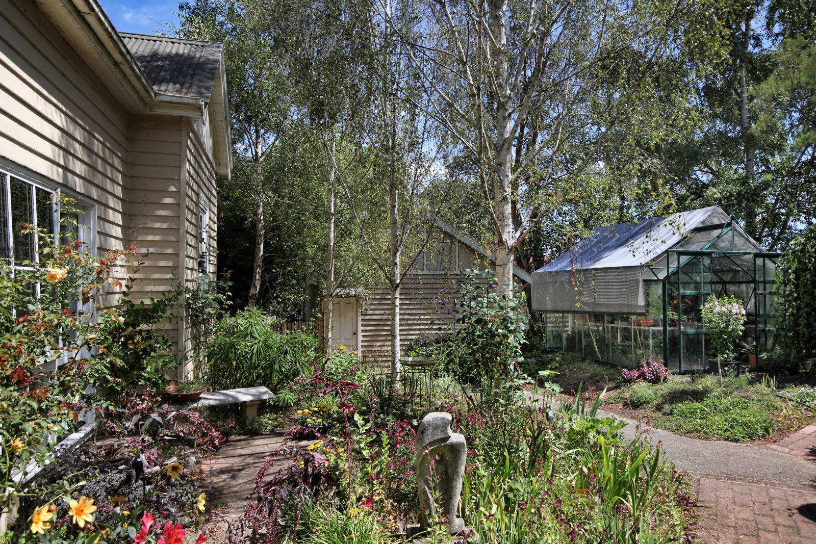Property Gallery Thumbnail 18