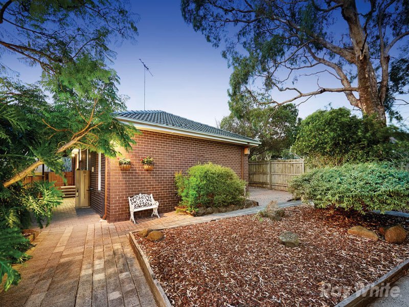 12 Templewood Avenue, Noble Park North image 8