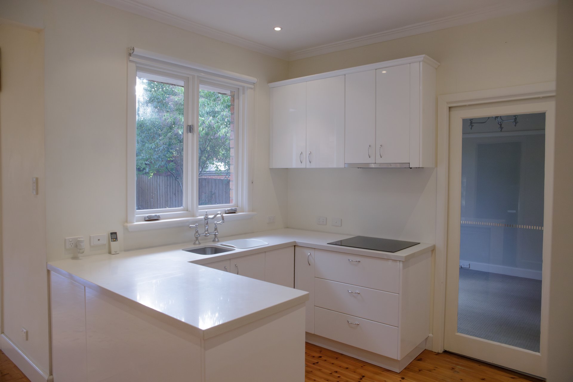 Property Gallery Thumbnail 3