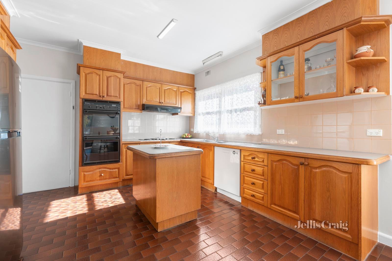 12 Thomas Street, Ringwood image 5