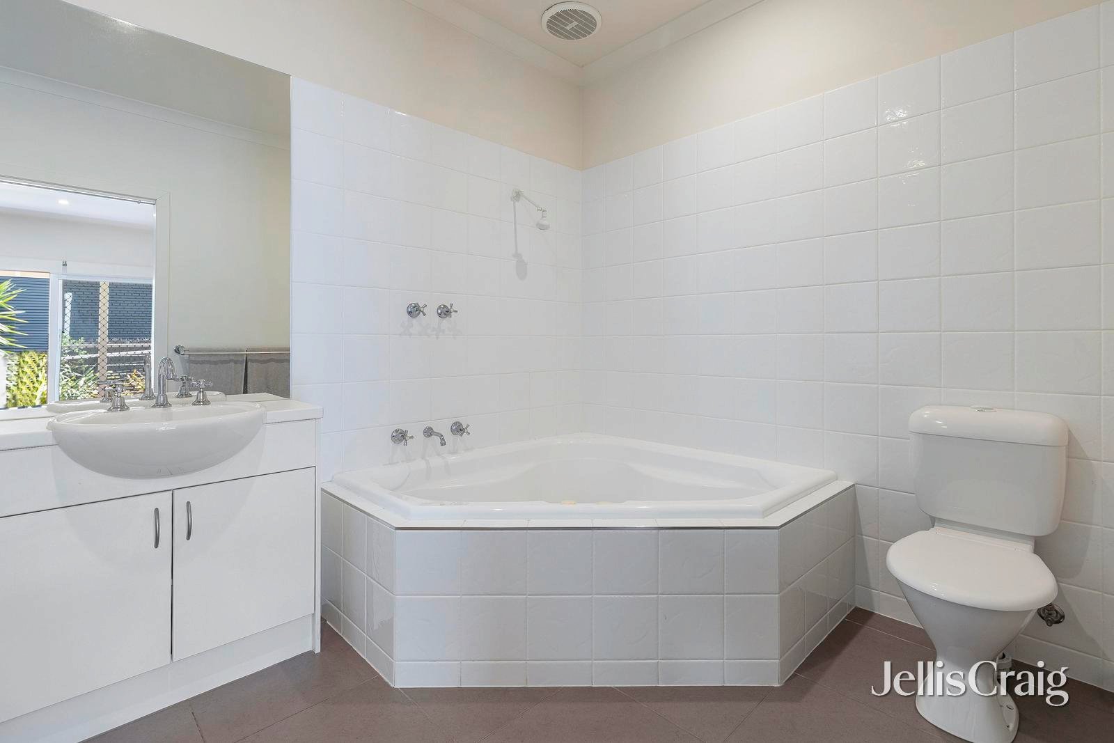 12 Tibir Street, Blairgowrie image 10