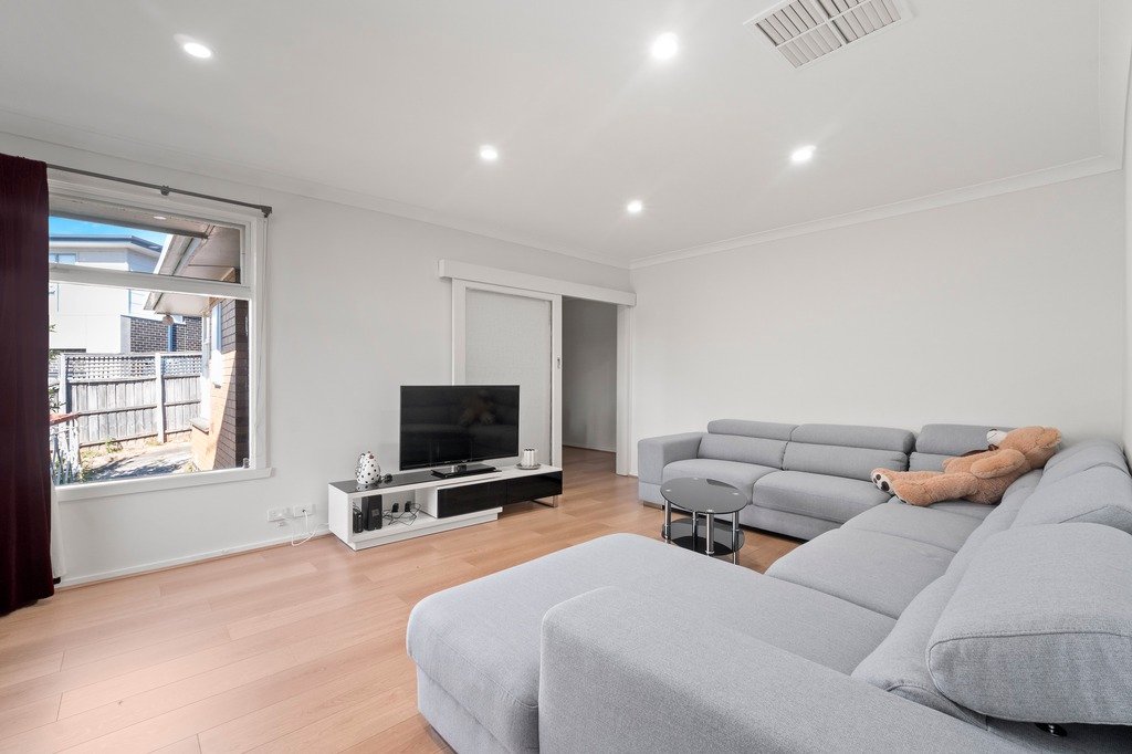 12 Towong Court, Doncaster&nbsp;East image 3