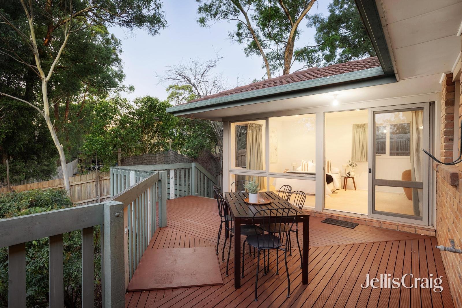 12 Treetops Close, Eltham image 6