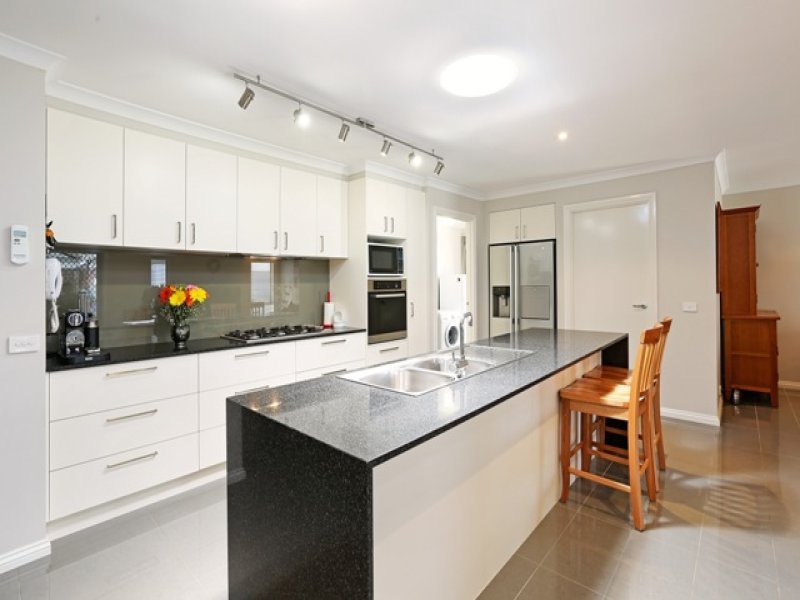 12 Two Bays Drive, St Leonards image 2