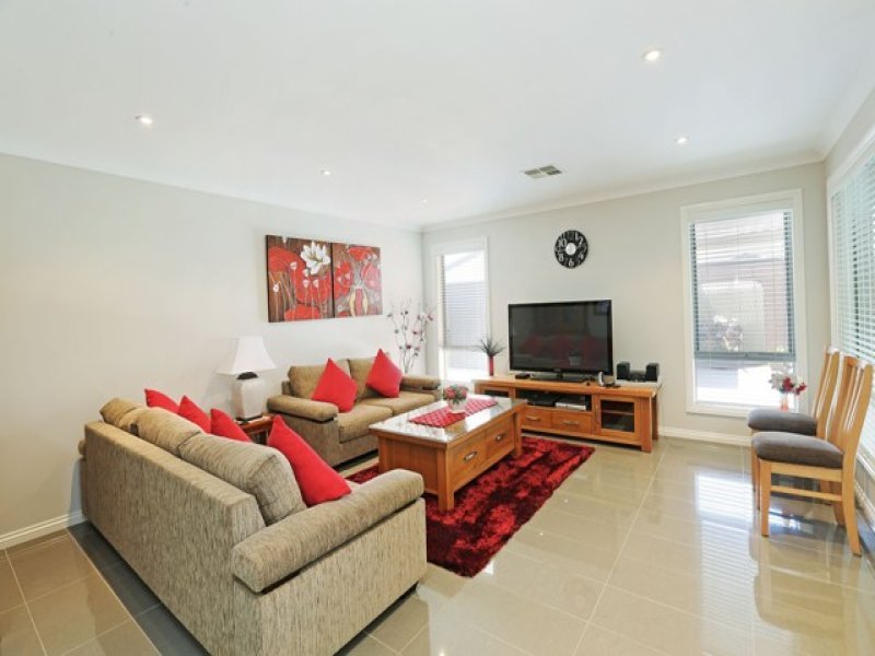 12 Two Bays Drive, St Leonards image 4